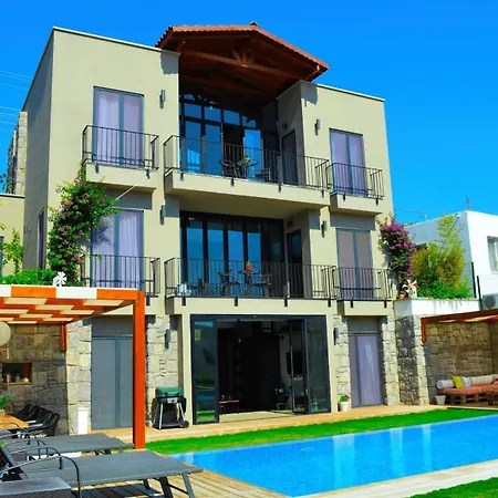 Villa With Private Pool & Garden Yakakoy (Bodrum)