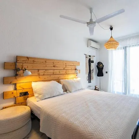 With Private Pool & Garden Villa Yakakoy (Bodrum)